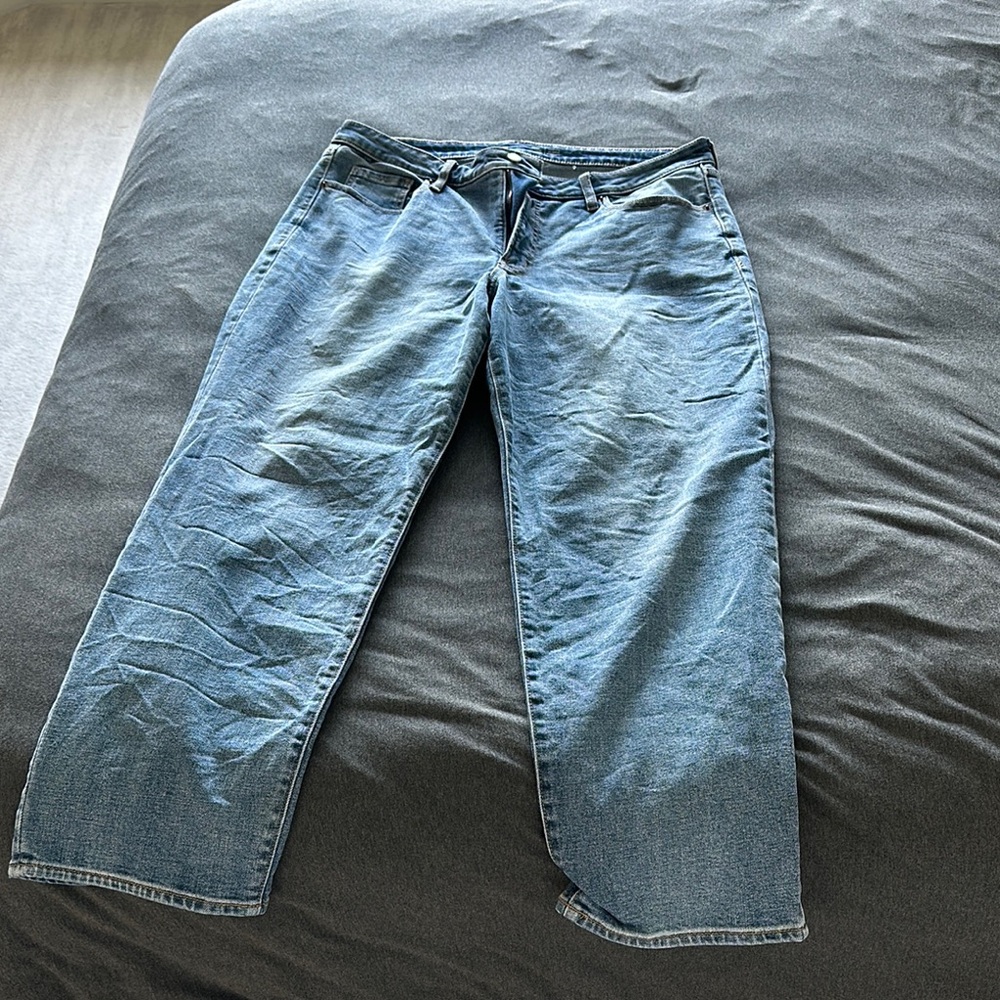 Old Navy Straight Leg Blue Jeans Classic Style